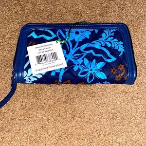 Vera Bradley Wristlet